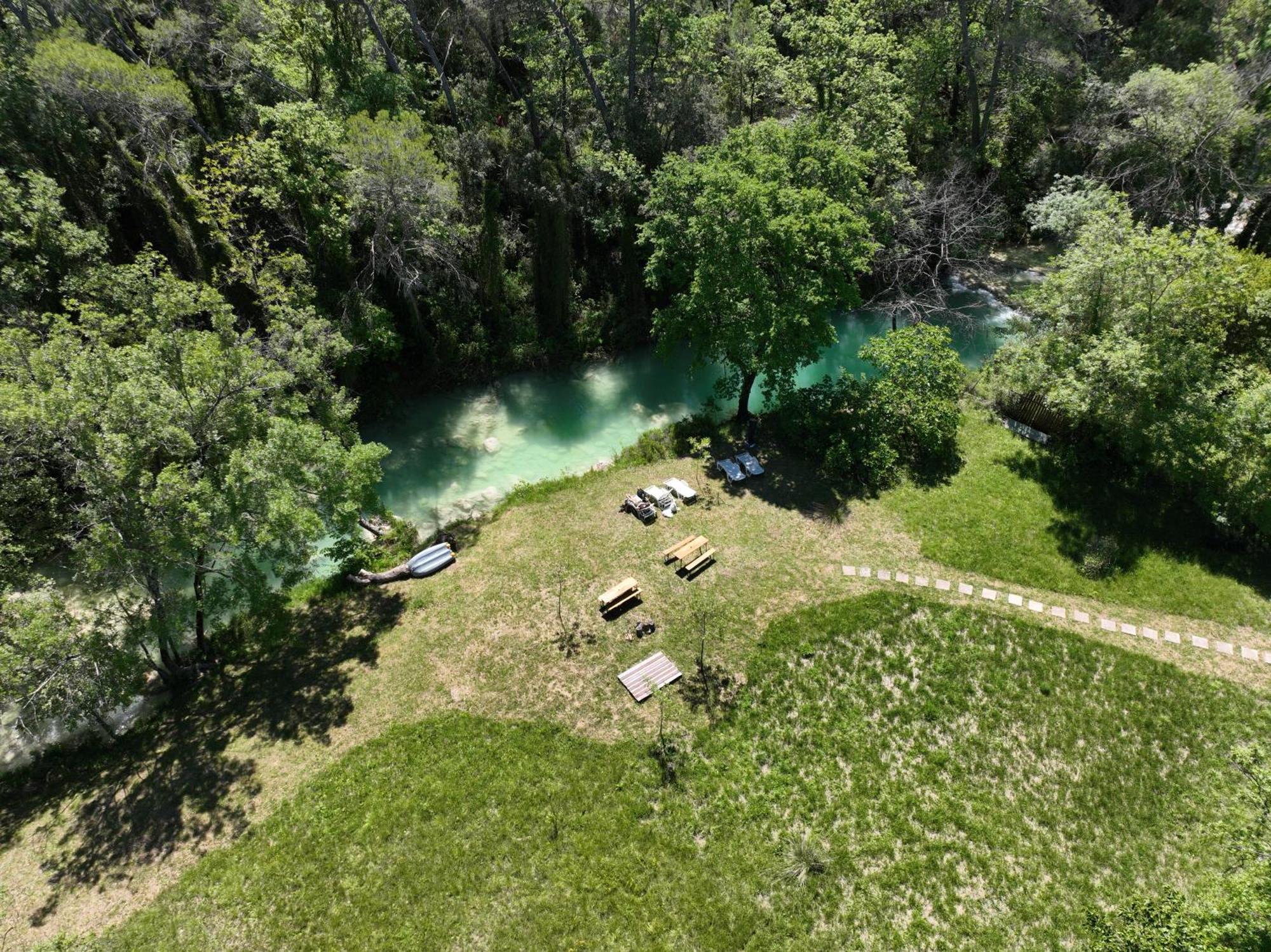 Les Mazets De La Cascade Διαμέρισμα Salernes Εξωτερικό φωτογραφία